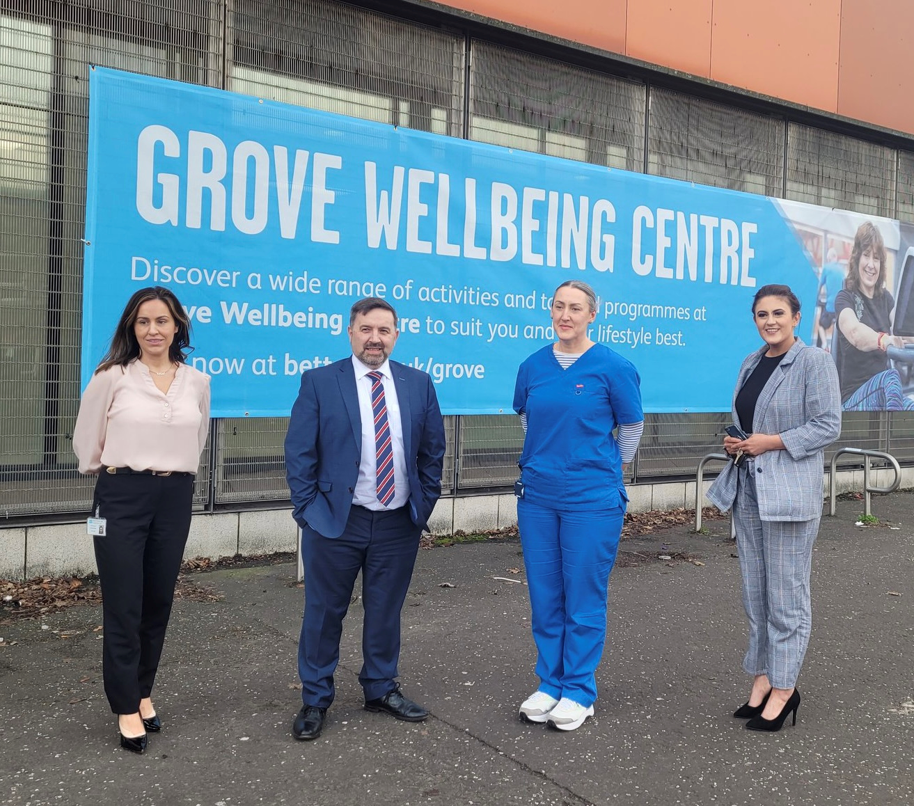  Robin Swann pays a visit to Grove Medical Practice